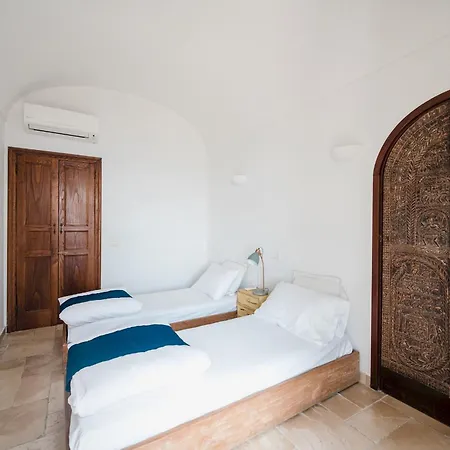 Hotell Michika By Elite 4*